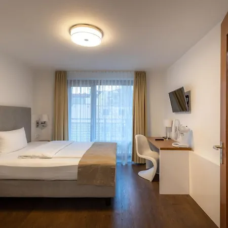 Downtown Vi Vadi Hotel Munich