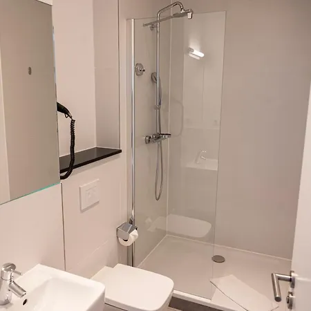 Apartmenthaus International מלון דירות *