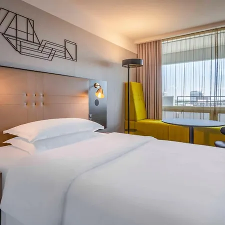 Four Points By Sheraton Arabellapark Hotell München