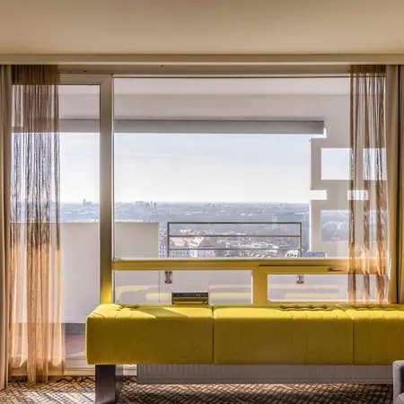 Four Points By Sheraton Arabellapark 4*
