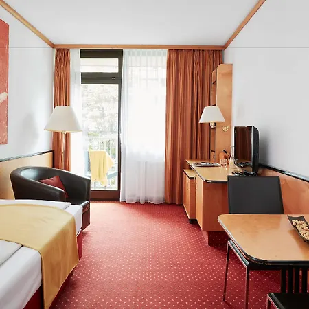 Living Am Deutschen Museum Aparthotel 3*
