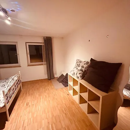 홈스테이 Theresienstrasse 83 뮌헨