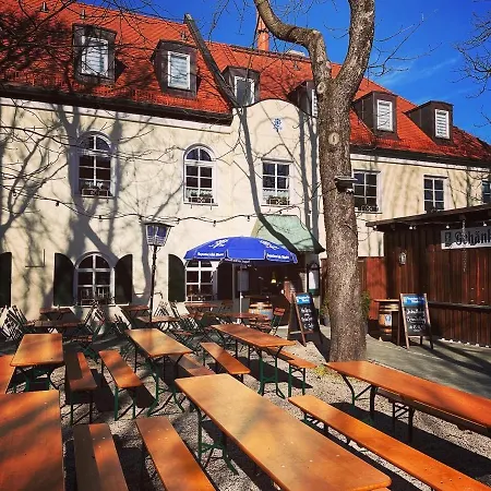 Hotell Alter Wirt Ramersdorf