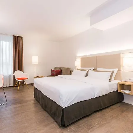 Boutique Atrium 4* München