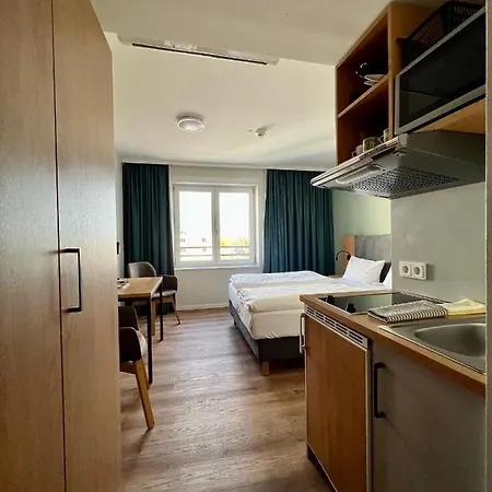 Aparthotel Amh - Wohnen Auf Zeit *