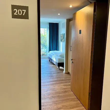Aparthotel Amh - Wohnen Auf Zeit *