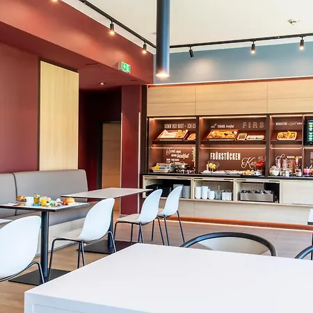 City-west Hotel 3*