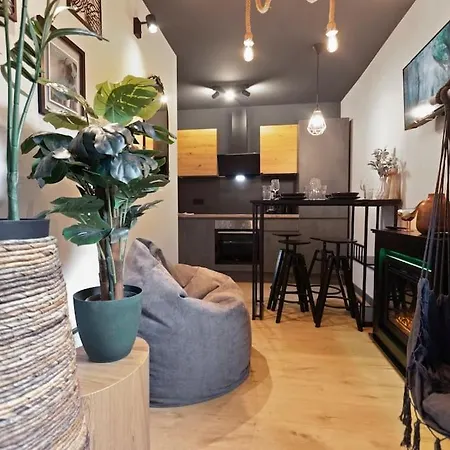 Flatista Homes - Jungle House מינכן