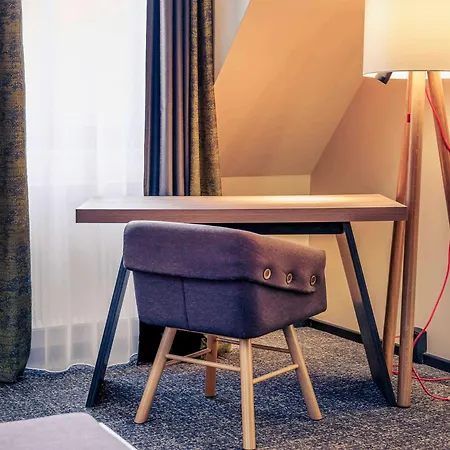 מלון Mercure Center 4*