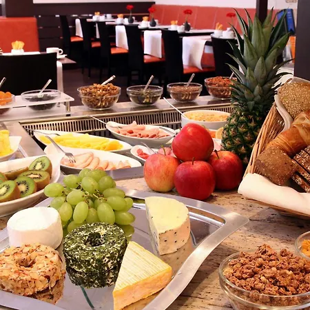 Leonardo Center Hotell