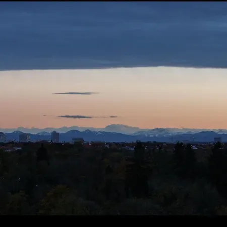 Alpine & Skyline View