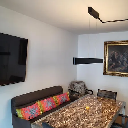 Theoak Suite-Englischer Garten 2 Zimmer Apatment Ruhig & Privat Parking アパート