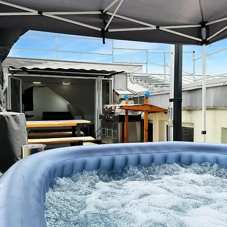 Apartment 6 Maisonette-penthouse Pool Dachterrasse Luxus Munich