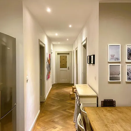In Der Maxvorstadt Mit Gemeinschaftsbad Ubytování v soukromí