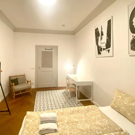 In Der Maxvorstadt Mit Gemeinschaftsbad Ubytování v soukromí Mnichov