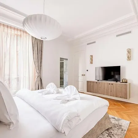 Sehr Zentrale Unterkunft Mit Wohlfuehlfaktor Apartament *