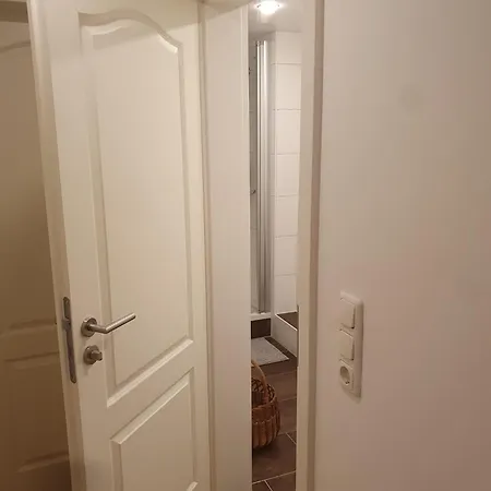 80m2 Garten-duplexwohnung In Altperlach Apartamento
