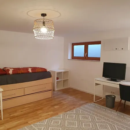Apartamento 80m2 Garten-duplexwohnung In Altperlach *