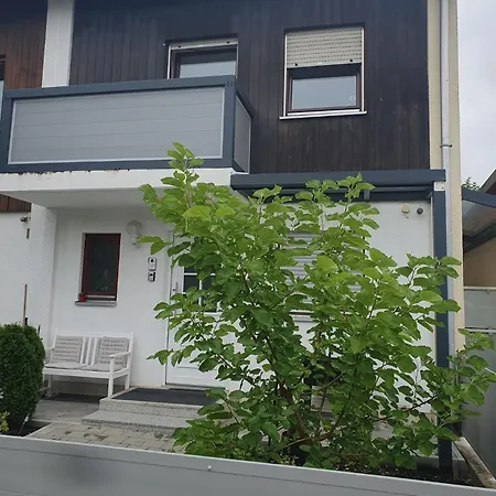 80m2 Garten-duplexwohnung In Altperlach Apartamento