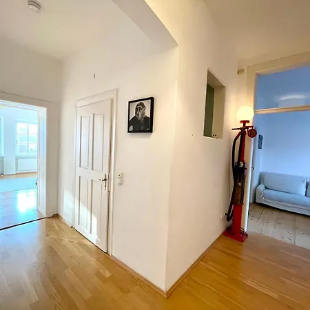 דירה New Furnished, Exclusive Large Flat In Center, 30min To Airport מינכן