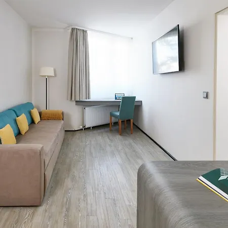 Living Am Deutschen Museum Apartmanhotel