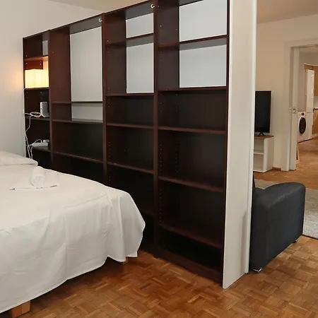 10 Min Subway U-bahn To Marienplatz 130 M2 - 4br - 2bath Mnichov