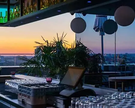 Great View To Allianz Arena & Free Garage Parking Apartmán