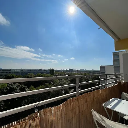 Apartment Great View To Allianz Arena & Free Garage Parking Munich