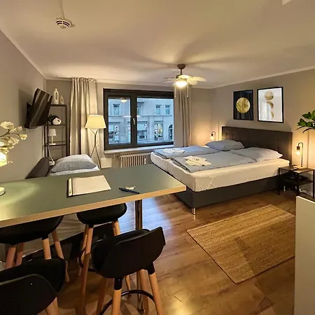 Apartment Cozy In Center München