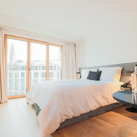 Hotel H'otello B'01 4*