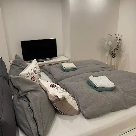 Sleeping Oasis In The Center *