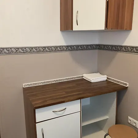 אכסניה Pension&hostel Anna - Monteurzimmer *