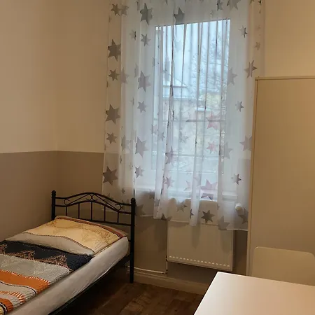 Pension&hostel Anna - Monteurzimmer אכסניה *
