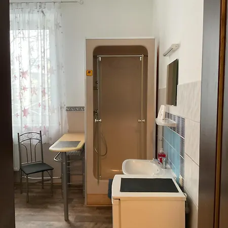 Pension&hostel Anna - Monteurzimmer * מינכן
