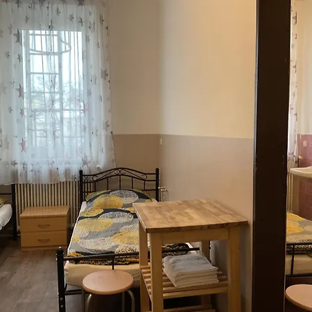 אכסניה Pension&hostel Anna - Monteurzimmer מינכן