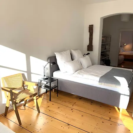 דירה New Furnished, Exclusive Large Flat In Center, 30min To Airport