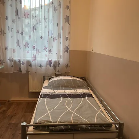 אכסניה Pension&hostel Anna - Monteurzimmer *