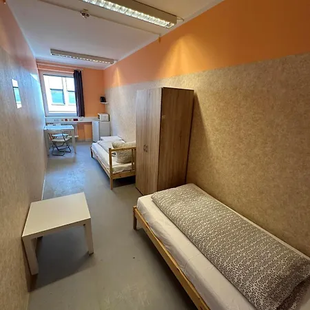Hotel Budget Downtown & Gkp 2 *