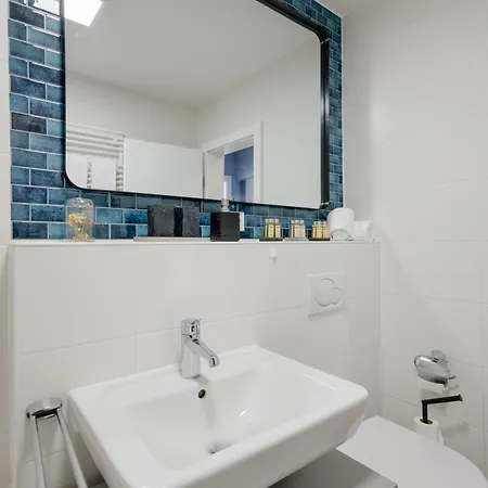 Lumen Homes - Altstadt-residenz, Direkt Im Zentrum, Geraeumiges Mit 5 Zimmern, Kueche شقة ميونيخ