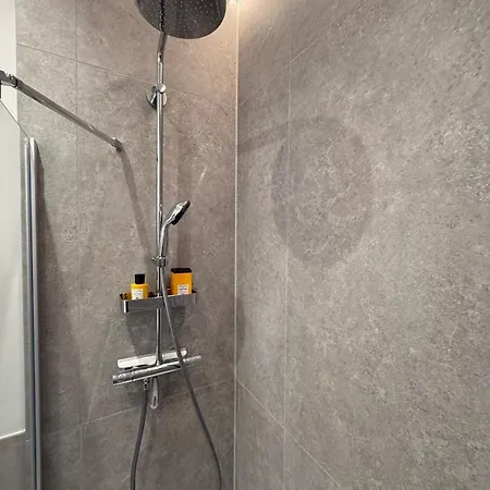 Stylish Renovated In Location Appartement Munich