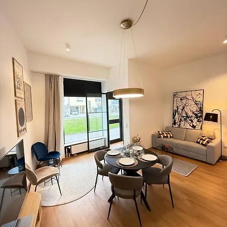 Appartement Stylish Renovated In Location