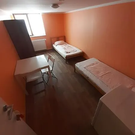 Low Budget Hostel Rooms Eve 168 *