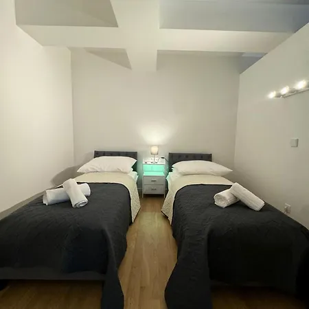 Place On Marienplatz 2 Schlafzimmer 70 Qm Jennifer Múnich