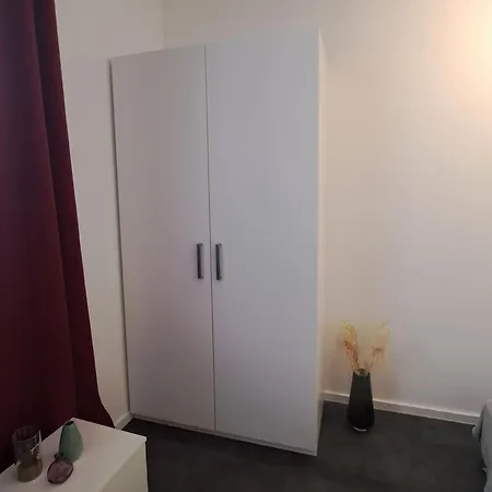 Jezza Apartman *