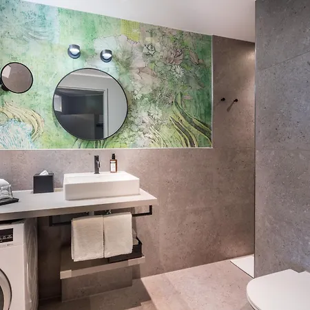 Koos Hotel&apartments - 4*