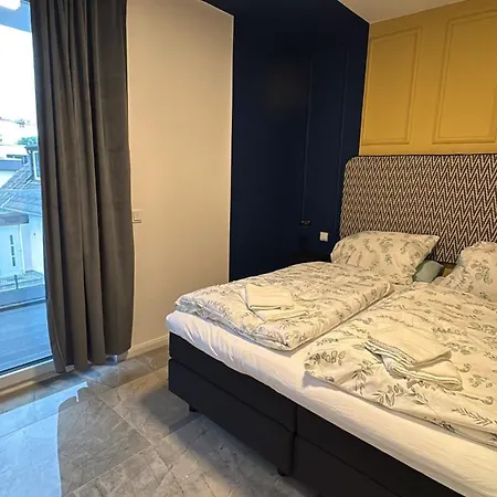 Fast Luxury Aparthotel *