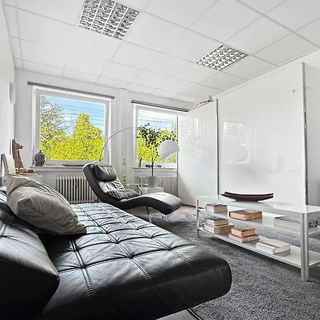 Private Escape Cinema Lounge Sleeps 17