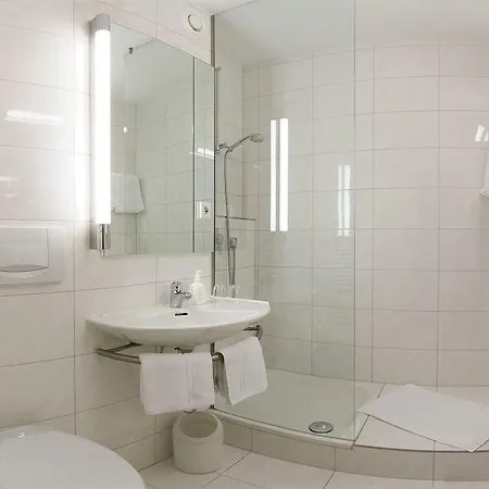 Domus Hotel 3*
