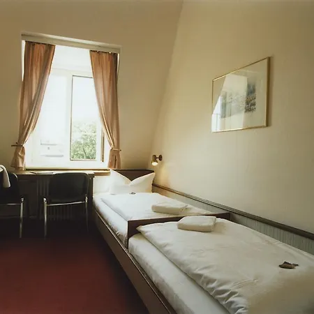 Jedermann Hotel 3*