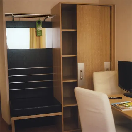 Jedermann 3* München